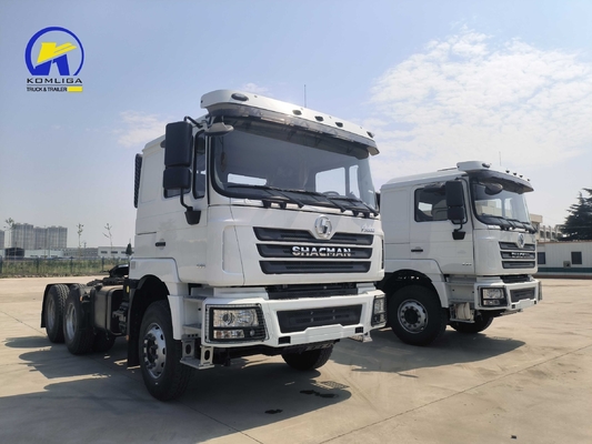 10 ruote Shacman Tracter Heavy Duty Truck Head con sedili ≤ 5 e capacità del motore &gt; 8L