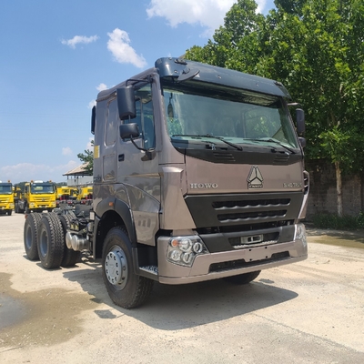 Sinotruk HOWO 3 assi Trattivo Camione Torre Camione per capacità di carico 21-30t Euro2 Emissioni