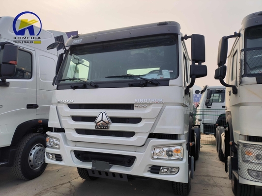 Sinotruk HOWO Camion 6X4 10 ruote Camion trattore usato con cisterna di olio in alluminio da 400L