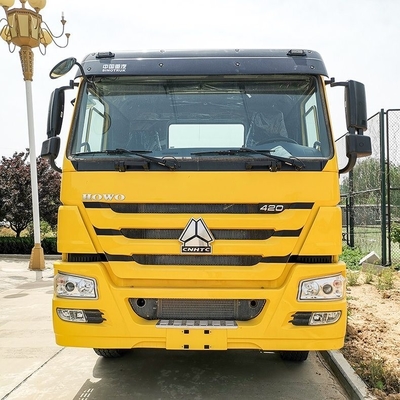 Euro4 Sinotruk HOWO 420HP Terminal Electric Tractor Truck con certificazione ECE per pneumatici