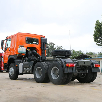 Sinotruck HOWO a trazione integrale 6X6 Camione a testa di trattore con capacità di carico 40-60 tonnellate
