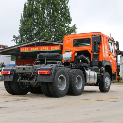 Sinotruck HOWO a trazione integrale 6X6 Camione a testa di trattore con capacità di carico 40-60 tonnellate