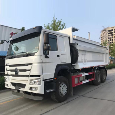 Camion sinotrico ad alta capacità 371 CV 6X4 10 ruote HOWO Camion a gomma con un lettino