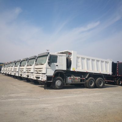 Camion sinotrico ad alta capacità 371 CV 6X4 10 ruote HOWO Camion a gomma con un lettino