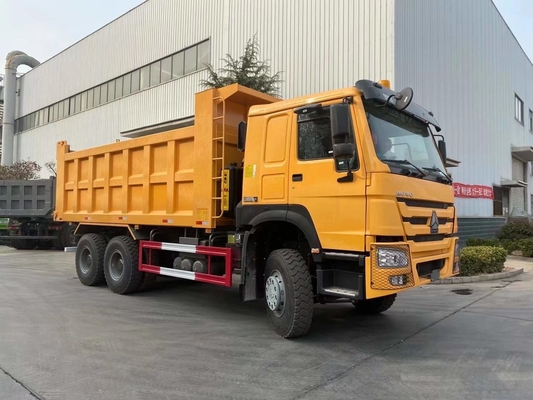6X4 10 pneumatici versatore di sabbia HOWO Camionetto con motore diesel e capacità di carico 21-30 t