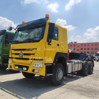 6X4 HOWO Sinotruk rimorchio con asse posteriore Hc16 Motore &gt; 8L e fabbricazione