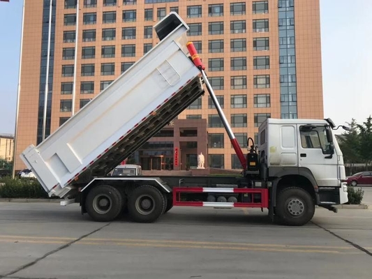 Sinotruck HOWO 20 metri cubi Rhd Zambia Tipper Truck con sistema di sterzo Zf8118