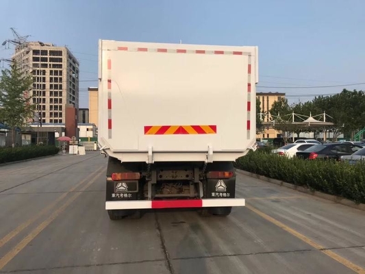 Sinotruck HOWO 20 metri cubi Rhd Zambia Tipper Truck con sistema di sterzo Zf8118