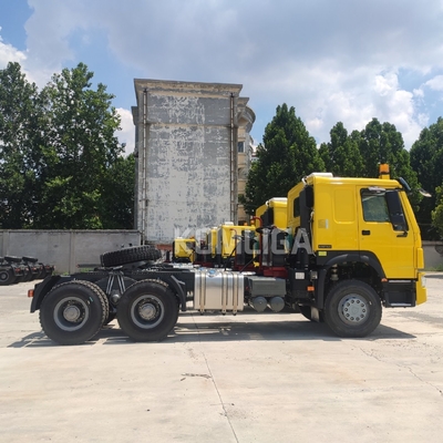21-30 t Capacità di carico 16 tonnellate Asse posteriore Sinotruk 10 ruote 371HP HOWO 6X4 rimorchio