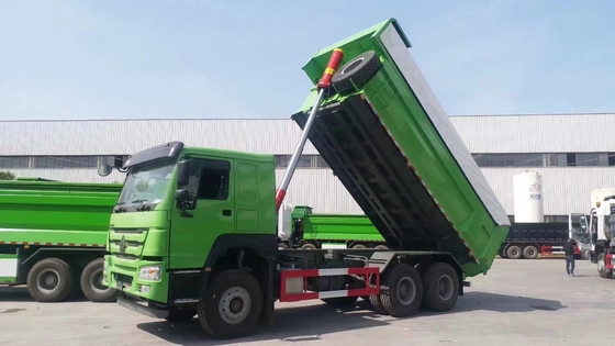 40 tonnellate camion di ribaltamento Sinotruck HOWO 8X4 Dump Mining utilizzato con trasmissione HW19710