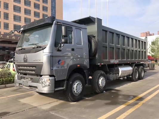 ISO certificato 12 ruote 8X4 Sinotruck 40 metri cubi di tipper camion con asse anteriore Hf9