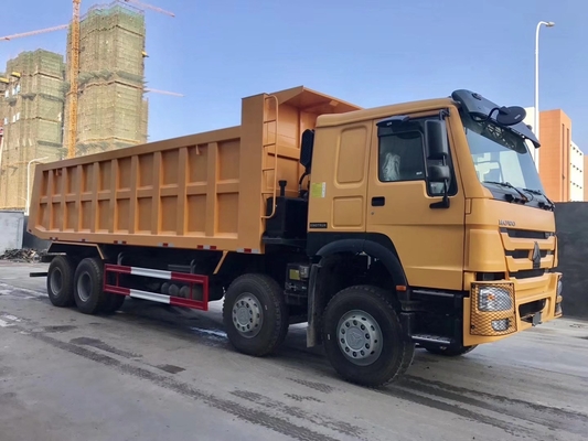 ISO certificato 12 ruote 8X4 Sinotruck 40 metri cubi di tipper camion con asse anteriore Hf9