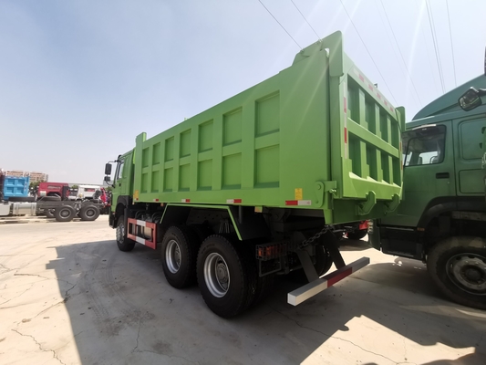 15 tonnellate di gomma a cappello in Sinotruk Angola con pneumatici radiali e capacità del motore&gt; 8L
