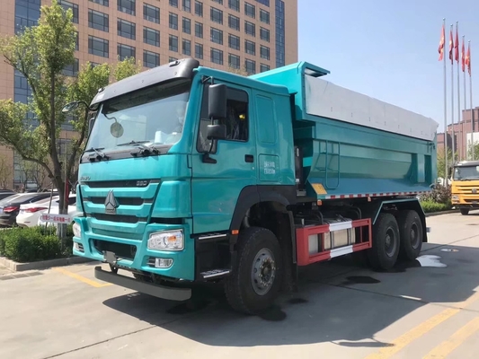 Sinotruk 380HP HOWO Dump Truck nelle Filippine con cabina Hw76 e DOT Tire Certification