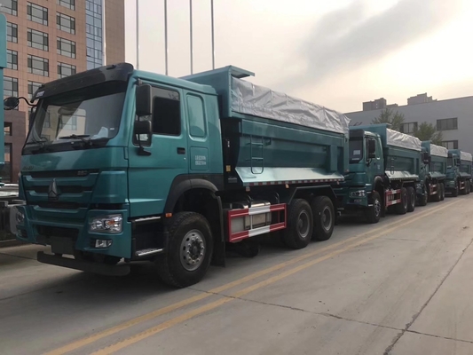 Sinotruk 380HP HOWO Dump Truck nelle Filippine con cabina Hw76 e DOT Tire Certification