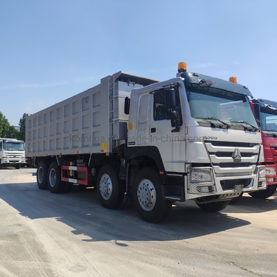 Progettazione di pneumatici radiali 41-50t Capacità di carico Sinotruk HOWO 8X4 40 Tonnes Dump Truck in Pakistan