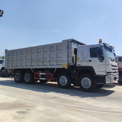 12 ruote 371 tipper Sinotruk HOWO 8X4 Dump Truck Zz3257n3847A con capacità 25-30 tonnellate