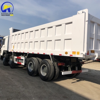 Sinotruk HOWO 70 tonnellate con sollevamento idraulico