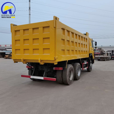6X4 371 HP Sinotruck HOWO Dump Truck con pneumatici radiali e motore ad alta capacità
