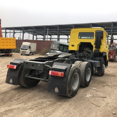 Cisterna di petrolio in alluminio da 400L Sinotruk HOWO Trailer Head Tractor Truck per il mercato etiope
