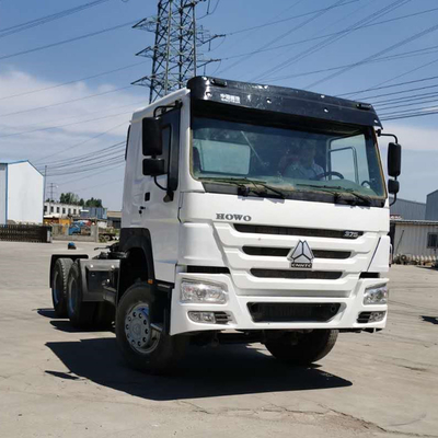 In ottime condizioni Sinotruk HOWO di seconda mano con 2 marce di ritorno