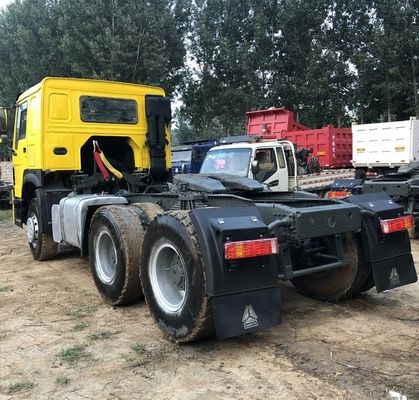 Euro 2 Sinotruk 3 Asse Trattore 400HP Trattore camion Zz4257s3241W per il vostro beneficio