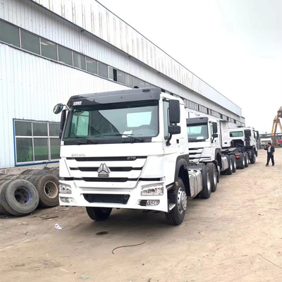 Sinotruk HOWO 3 assi 30t testa del trattore camion con 371HP e motore Wd615.47