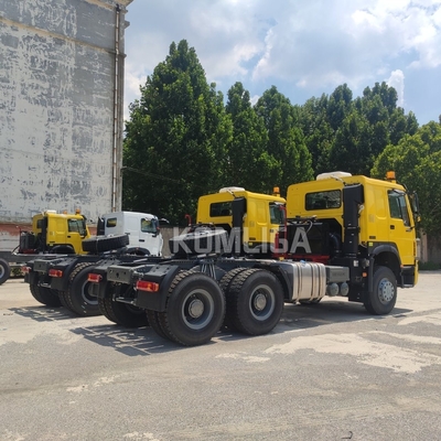 Sinotruk HOWO 3 assi 30t testa del trattore camion con 371HP e motore Wd615.47