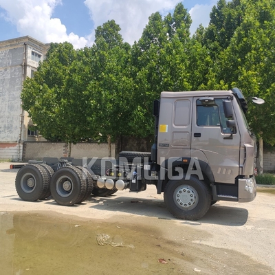Sinotruck HOWO 6X4 Truck a trattore con standard di emissioni Euro 2 e tecnologia avanzata