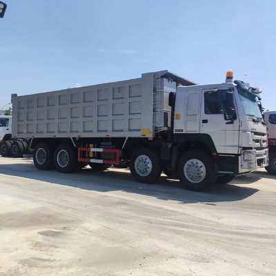 Sinotruk 371HP 420HP 12 ruote camion di scarico HOWO 8X4 camion di scarico per il carico di merci