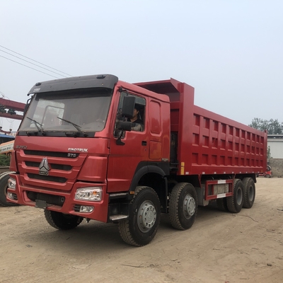Sinotruk 12 ruote utilizzato HOWO 70 tonnellate 100 tonnellate camion da scarico 8X4 con pneumatici radiali