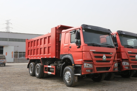 Usato HOWO Dump Truck 6X4 336HP con cambio manuale in buone condizioni