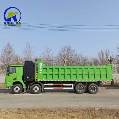 Capacità del motore 371 CV&gt;8L Sinotruk HOWO 10 Ruote 8X4 Camion pesante