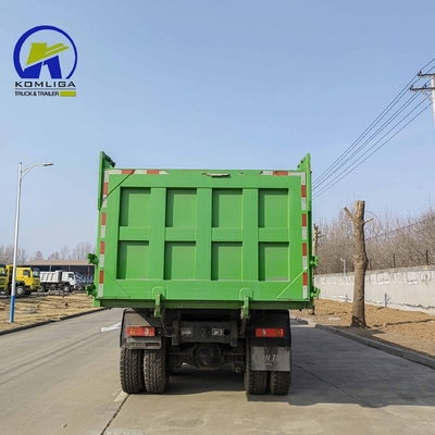 Capacità del motore 371 CV&gt;8L Sinotruk HOWO 10 Ruote 8X4 Camion pesante