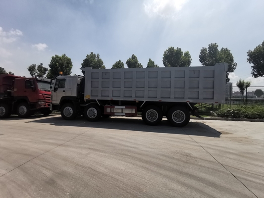 30-50 tonnellate camion pesante con gommone usato Sinotruk HOWO 371HP 8X4 con struttura durevole