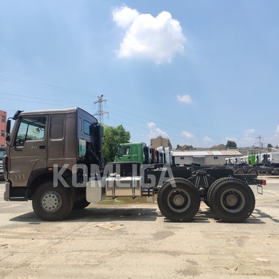 Sinotruk HOWO 6X4 375HP Sleeper Cab Tractor Truck con capacità di carico da 40-60 tonnellate