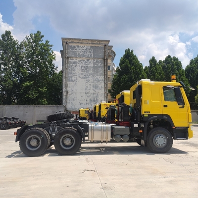 Sinotruk HOWO 3 assi Trattivo Camione Torre Camione per capacità di carico 21-30t Euro2 Emissioni