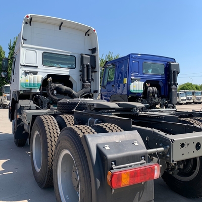 Potenza 351-450 CV ECE certificato Sinotruk HOWO 6X4 camion trattore per il trasporto di rimorchi