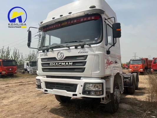 Shacman 6X4 Tractor Trailer Head Truck con uomo dell'asse posteriore 16 tonnellate