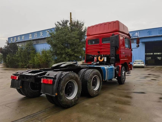 Shacman 6X4 Camion pesante &gt; 8L Capacità del motore Uomo 7.5 tonnellate Asse anteriore/utilizzato per rimorchio