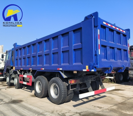Sinotruk HOWO 8X4 Dump Truck con grande capacità e Yellow Dumping