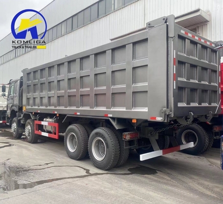 Richiesta personalizzata 12 ruote Sinotruk HOWO 8X4 Dump Truck Tipper Truck è la risposta