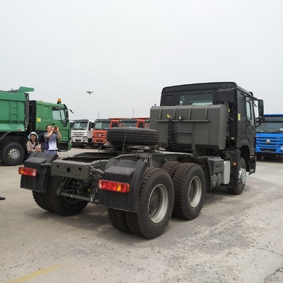 Sinotruk HOWO 6*4 420 CV Camion capo rimorchio Camion trattore con 6800*2500*3200mm Dimensione