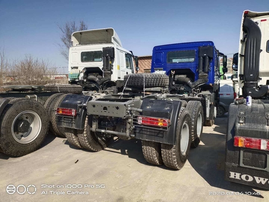 Sinotruk HOWO 6*4 420 CV Camion capo rimorchio Camion trattore con 6800*2500*3200mm Dimensione