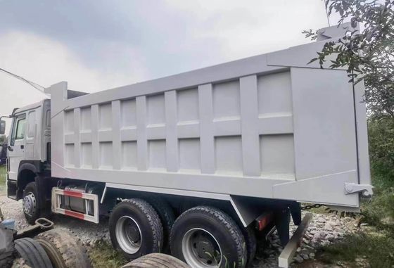 Usato HOWO Truck in buone condizioni 6×4 Trazione Zf8118 Sistema di sterzo