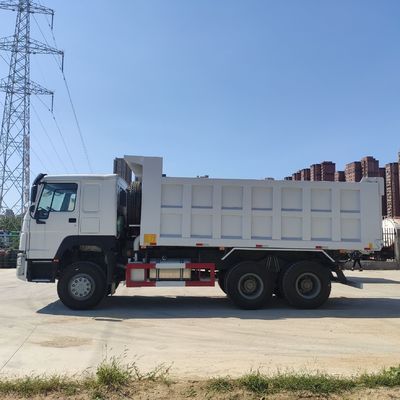 375 HP HOWO 6X4 10 Wheeler 30t 40t Tipper Dumper con una cabina dormiente e A / C