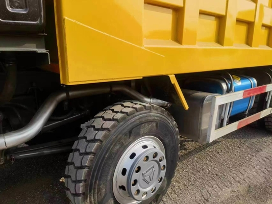 Sinotruk Heavy Duty 12 ruote 8X4 HOWO Dump Truck Tipper Truck per LHD/Rhd ruota motrice