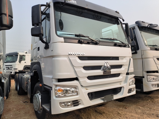 Sinotruk HOWO di seconda mano 6X4 Trailers Heavy Duty Head Tractor Truck con e ≤5 posti