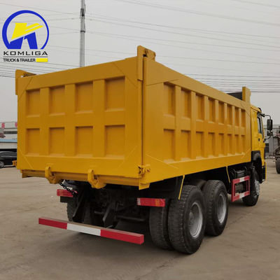 Una cabina con aria condizionata Sinotruk 10 ruote 30 tonnellate HOWO