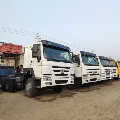 Sinotruk HOWO 10 ruote pesante 6*4 capo rimorchio camion trattore per il trasporto